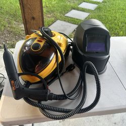 maquina de soldar con el casco