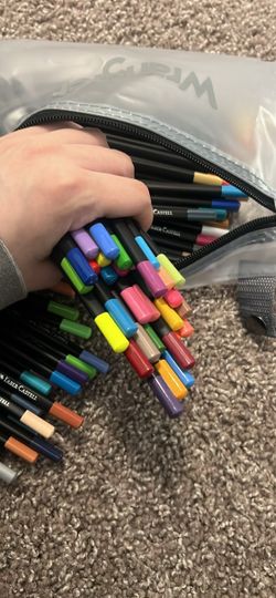Faber castell colored pencils (100)