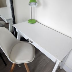 Desk , Chair And Lamp Set 32x 45