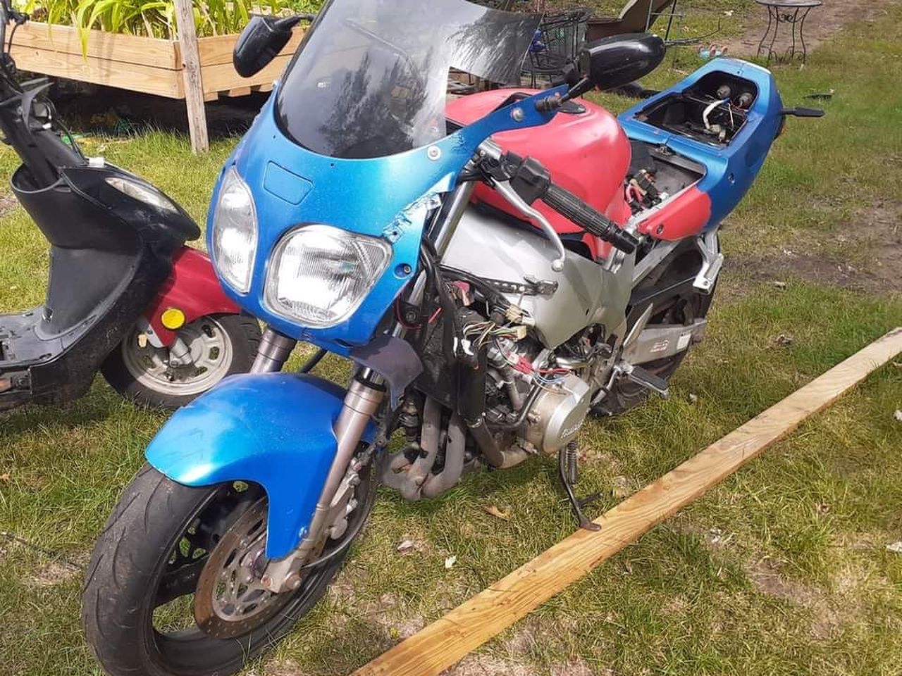 Photo 1995 Yamaha YZFR 600