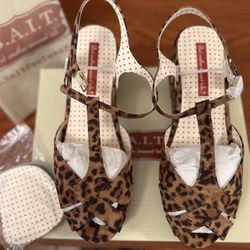 Brand New B.A.I.T. Footwear Short Leopard Wedges Size 11, Fit Like A 10