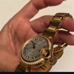 Yellow Gold  Balloon Model -brand New - Excellent Condition 