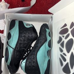 Jordan 13 island green
