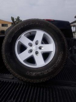 Jeep wrangler tires (5)