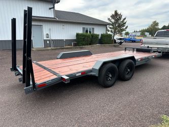 2027 Tomahawk Trailer 82"W X 20'L (6.8 ft W X 20 ft L)
