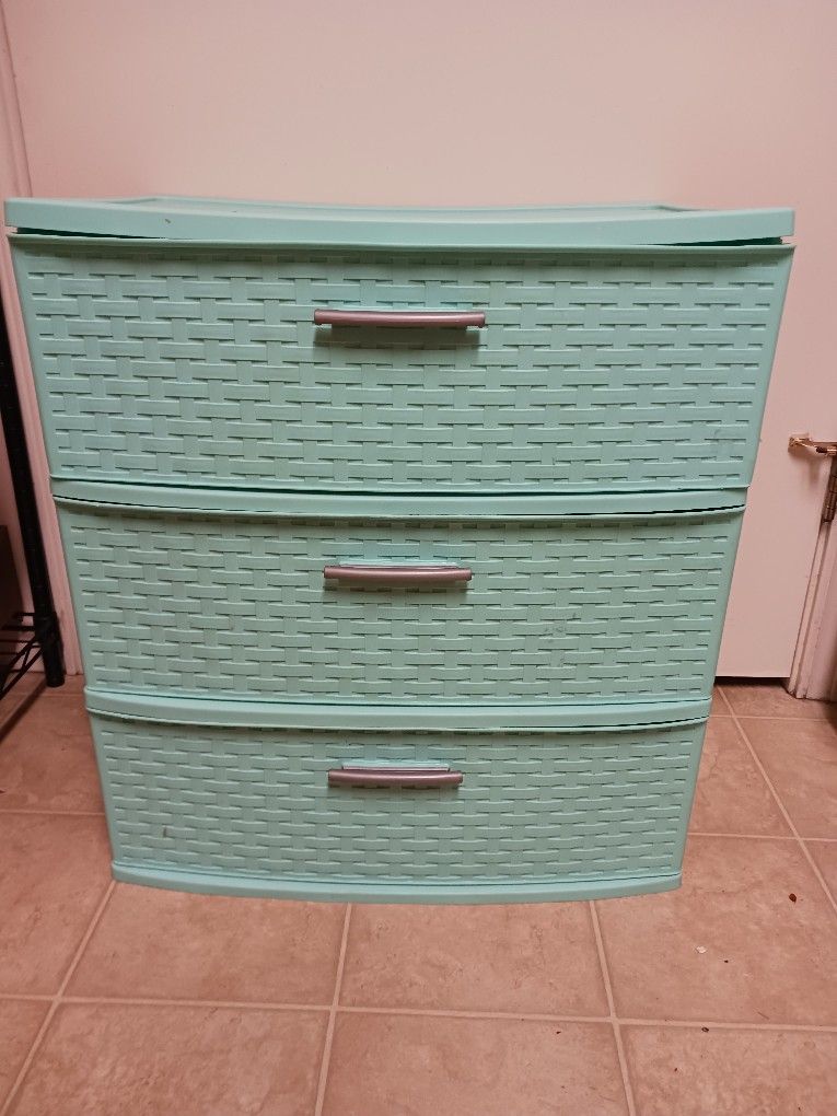 Sterilite Weaved Drawer Set