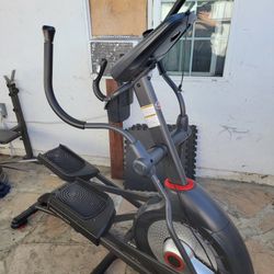 Schwinn 470 elliptical in-good working order. We never use it anymore.