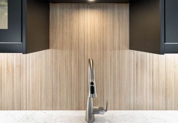 Wood Look Large Tile 18"x47" - 139 SF