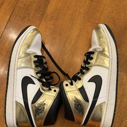 Nike Air 1 Mid white/metallic gold/black, high-top sneakers Size 11.5