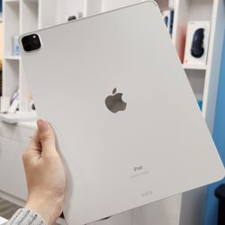 Apple IPad Pro 12.9in 4th Gen 256GB - Message us for $5 Down Payment