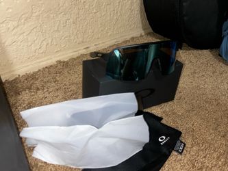 Oakley Sutro