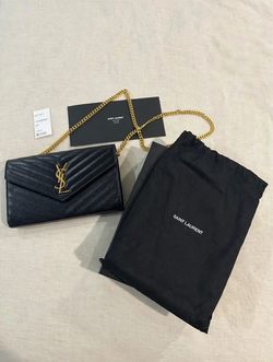 Saint Laurent Wallet on Chain Bag