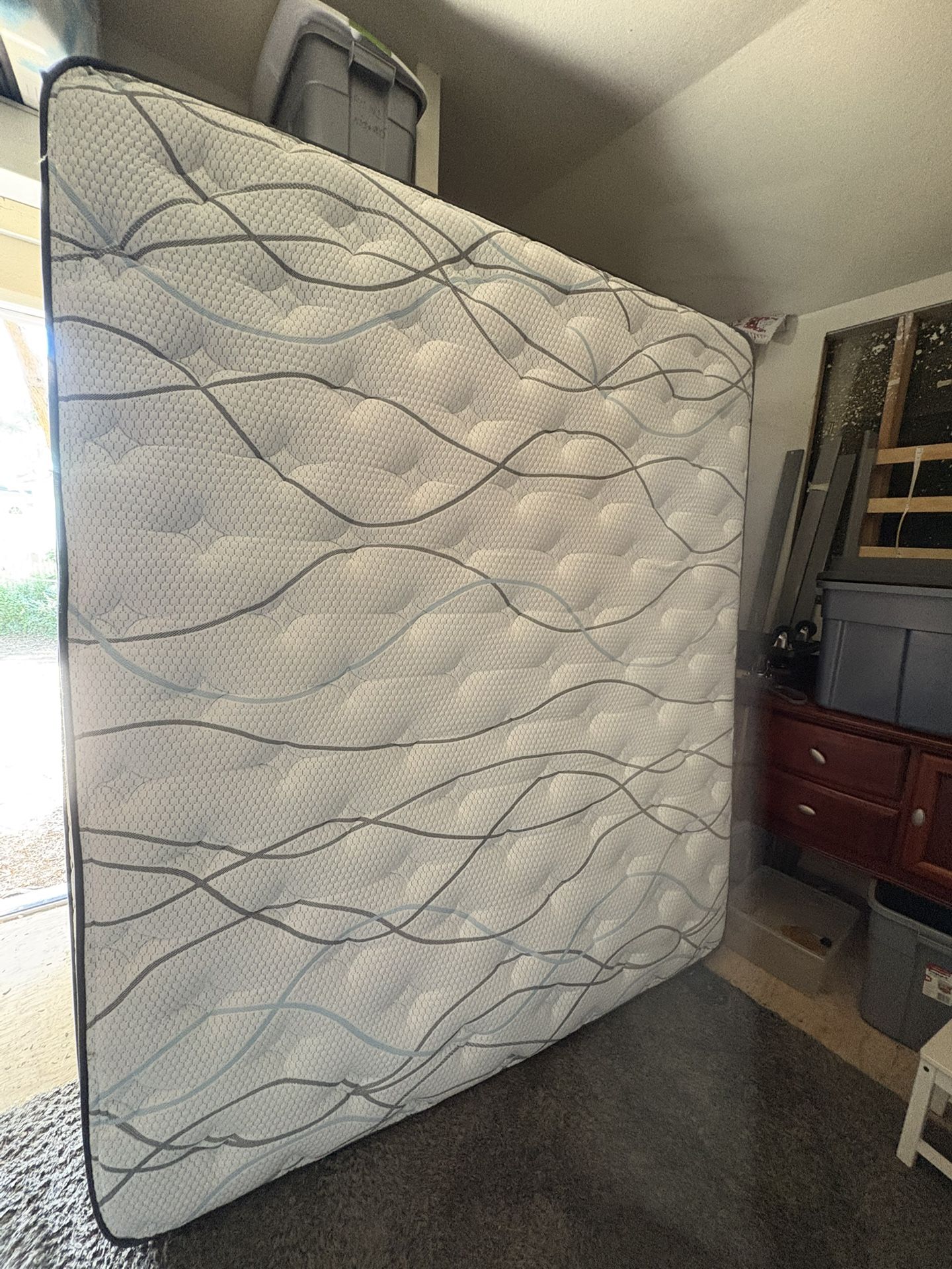 Quality cali king mattress 