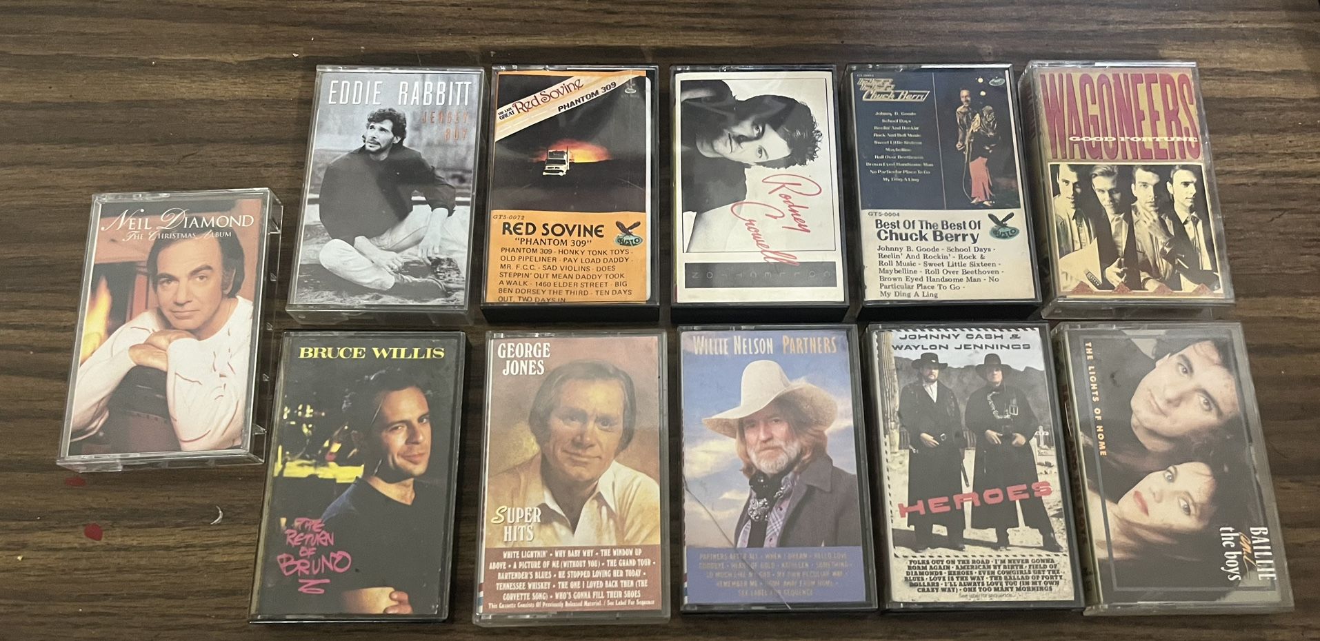 Music Cassette Tapes - Mostly Country - Jones, Cash, Waylon