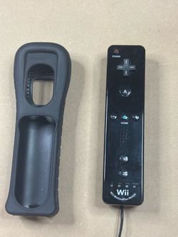 Nintendo Wii Remote Plus MotionPlus Controller RVL-036 Black w/ Silicone Cover