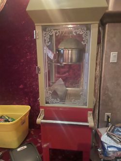Pop Corn Machine