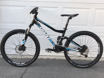 Giant Yukon fx 4.0 full suspension mountain bike for Sale in Las