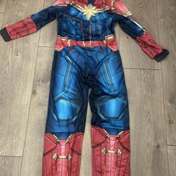 New CAPTAIN MARVEL HALLOWEEN COSTUME Child *Size 4-5 