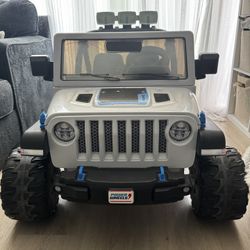 Fisher-Price Power Wheels Adventure Jeep Wrangler Ride-On