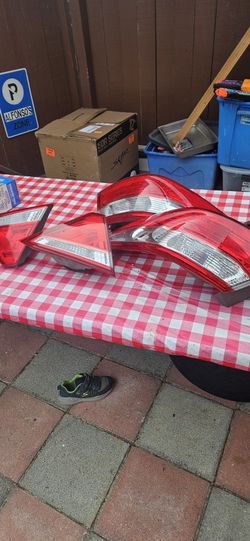 2015-2017 OEM toyota Camry Tail Lights