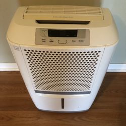 Frigidaire 70 Pt Dehumidifier