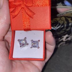 Cubic Zirconia Diamond Stud Earrings