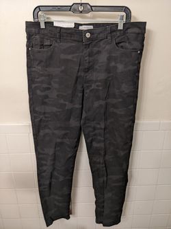 Social Standard by Sanctuary size 14 Camo Ankle