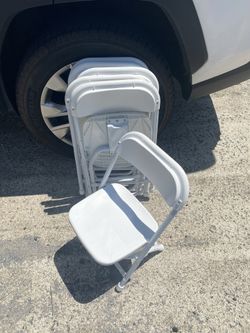 6 White Kids Folding Chairs