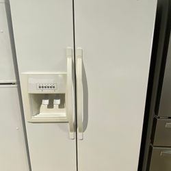 Whirlpool Refrigerator Side By Side 