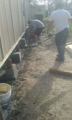 Yo nivelo casas y trailas