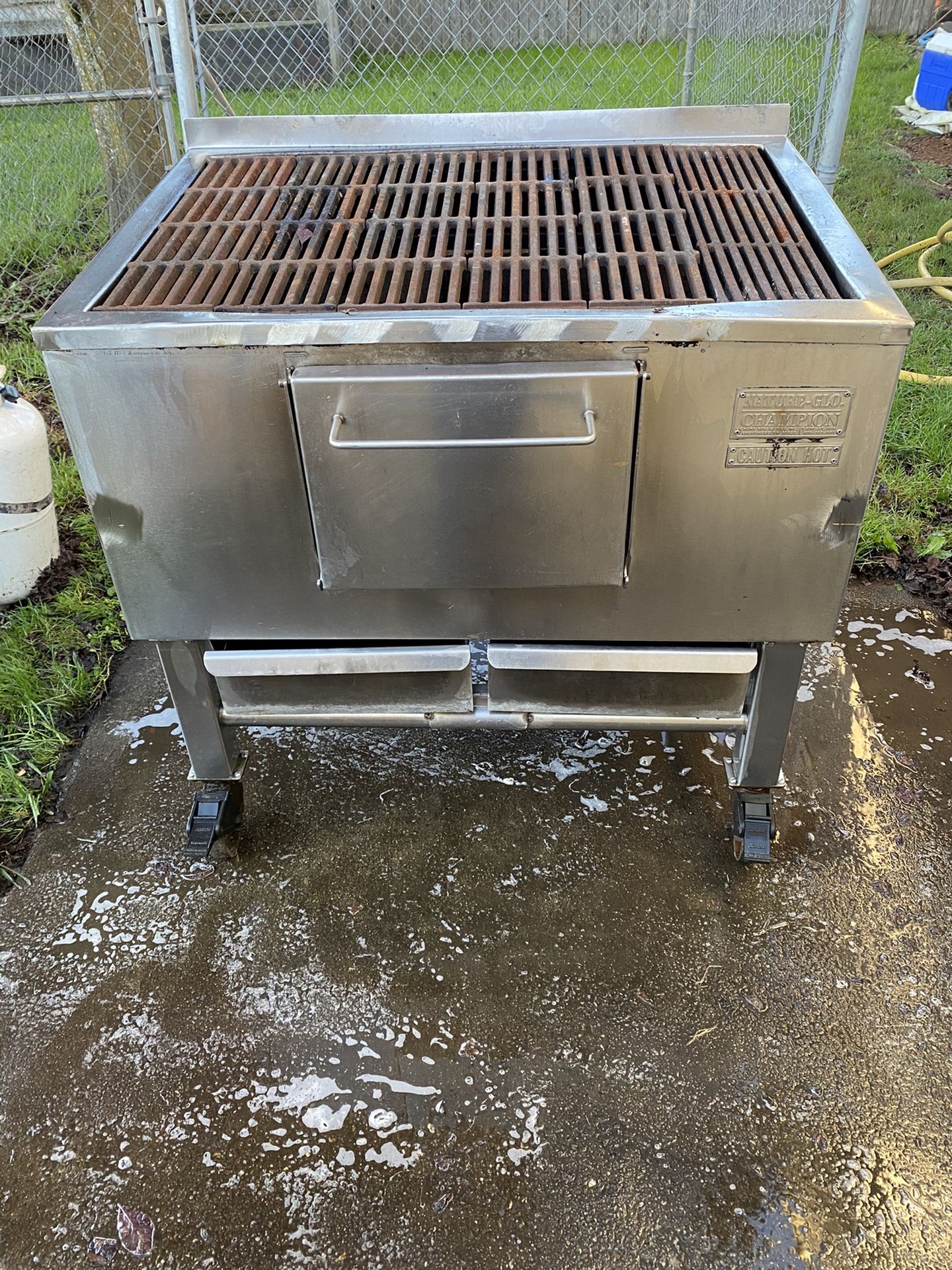 Nature-Glo champion commercial grill