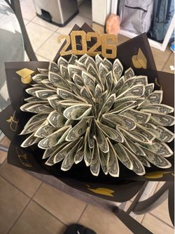 $40 graduation money bouquet