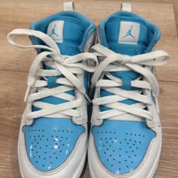 Jordan AJ 1 Mid SE