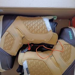 Thirtytwo Women's Snowboarding Boots Size 8