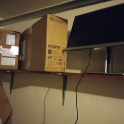 Brand New Never Use Still In Box HP Desktop 2 22.8 Monitors 0