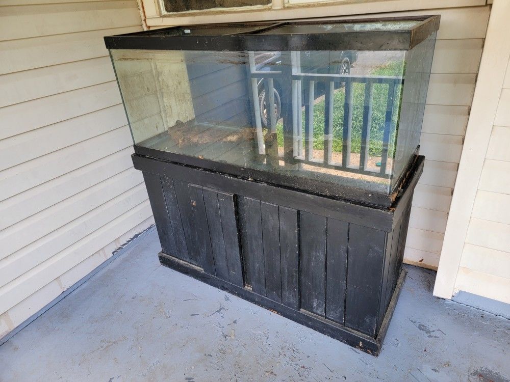 75 Gallon Fish Tank for Sale in Rome, GA OfferUp