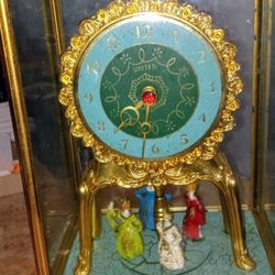 Vintage  Gold  Mantle Clock