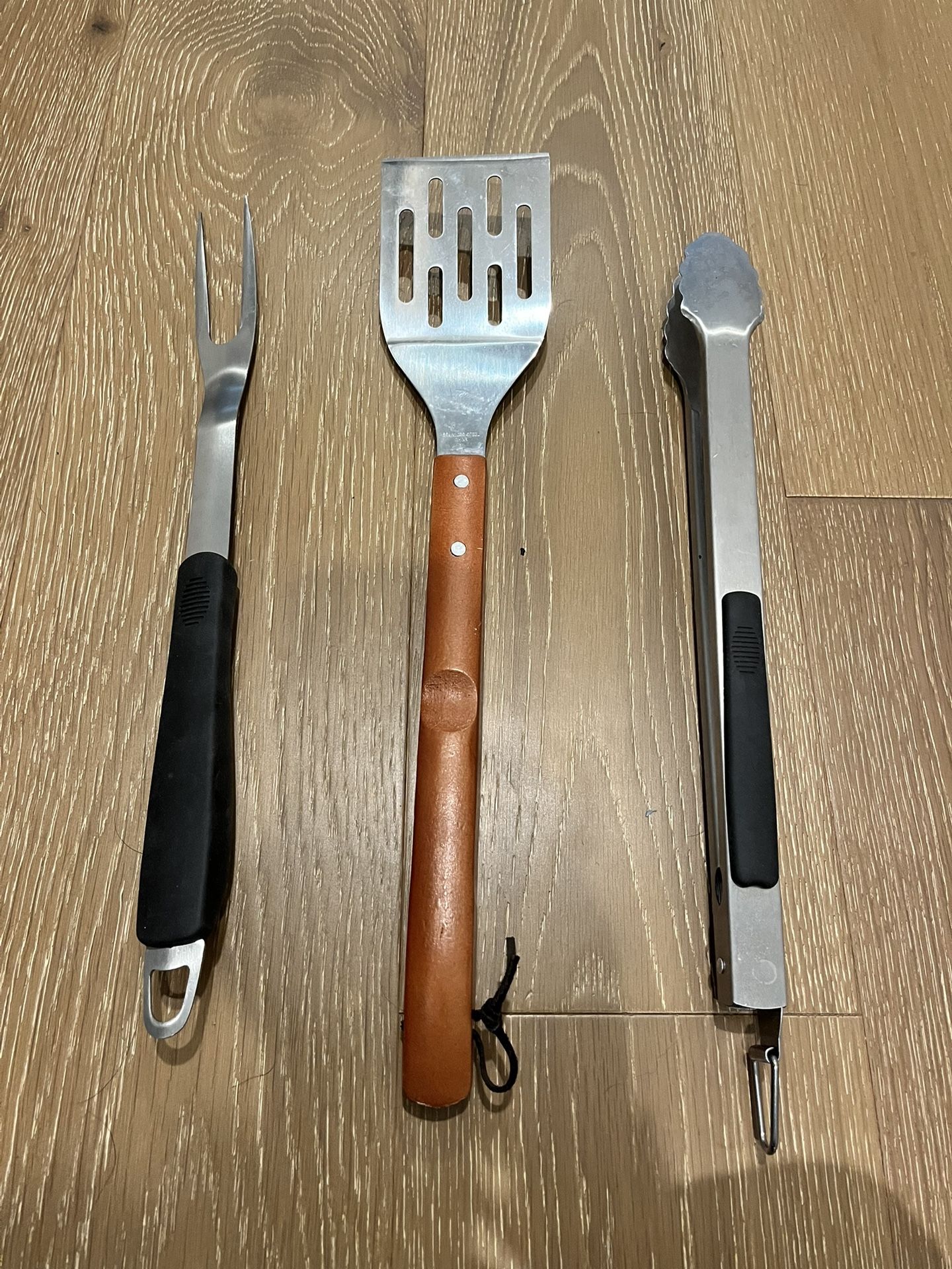 BBQ Tong, Spatula, And Fork