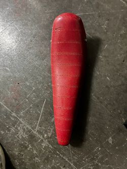 Banana seat for bicycle