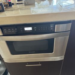 Kitchen Appliances. Gas Range Top, Refrigerator, Range Good. Microwave 