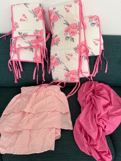 Crib bedding set