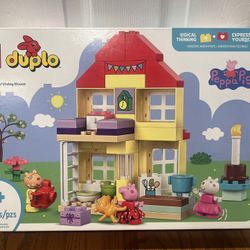 Brand New Lego Duplo 10433 peppa pig birthday house 