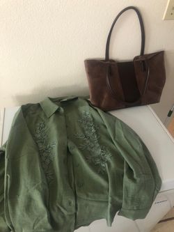 Free women shirt size large and purse