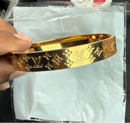 LV bangle