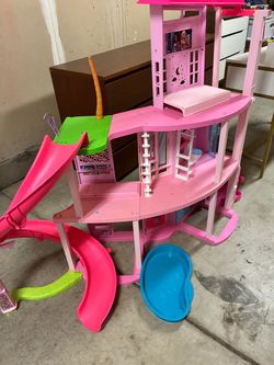 Barbie Dreamhouse Multi-Story Dollhouse Playset