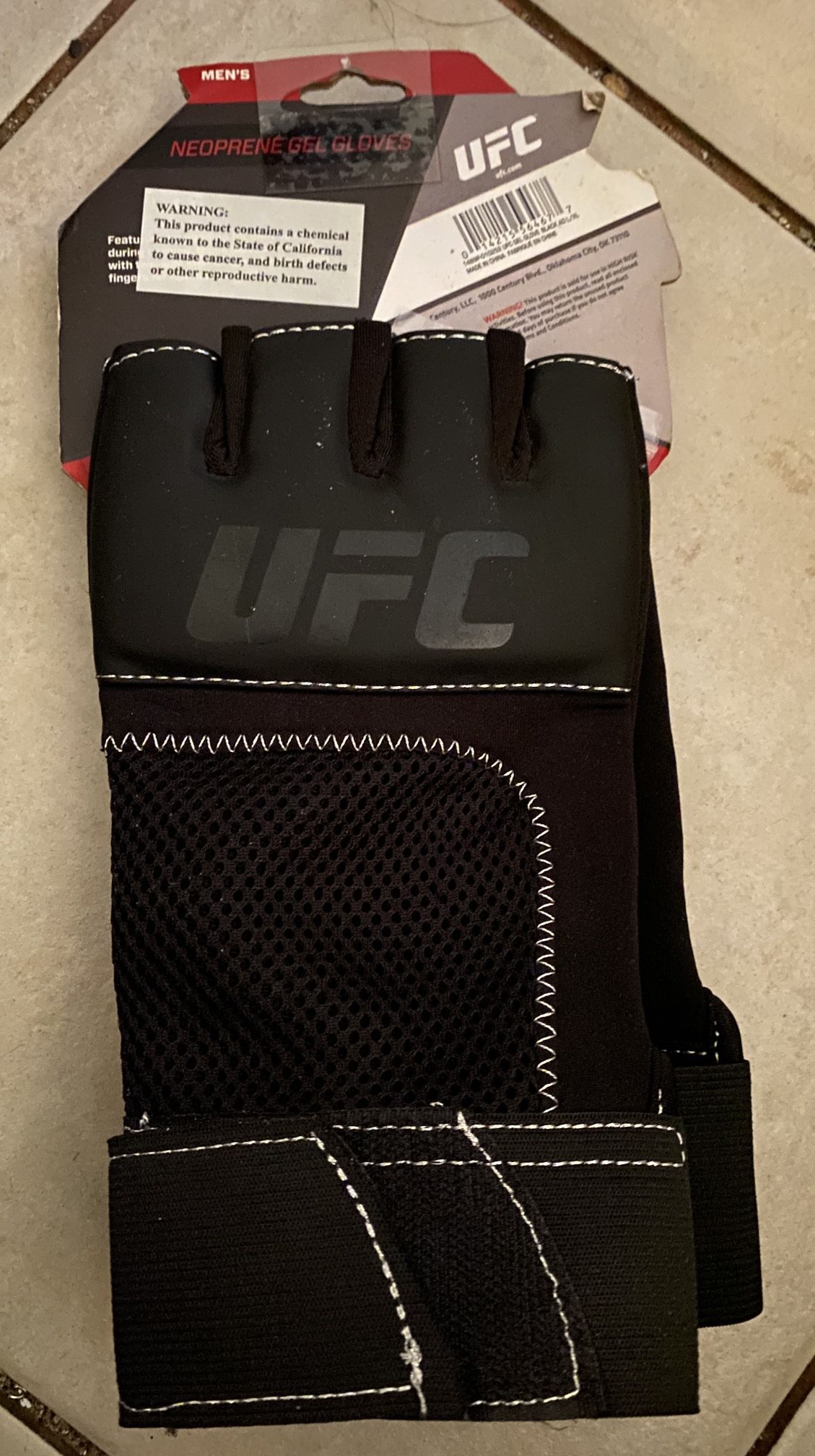UFC Neoprene Gel Gloves L/XL