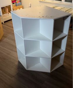 Bookshelf