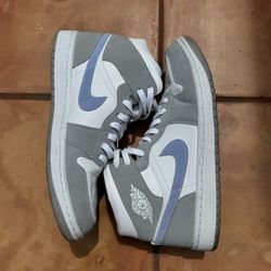 Jordan 1 “Wolf Grey”