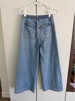 Jeans levi’s pull on wide leg girl sz L