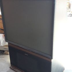 Crosley color tv... $15